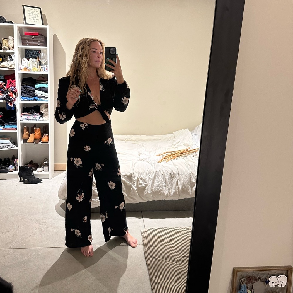 Urban outfitters floral black jumpsuit size large only worn once